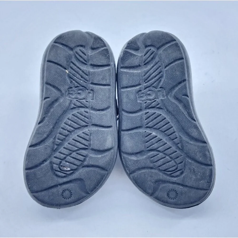 UGG Toddler Girls Sport Yeah Rubber Slide Sandals Adjustable Strap Black Size 8T
